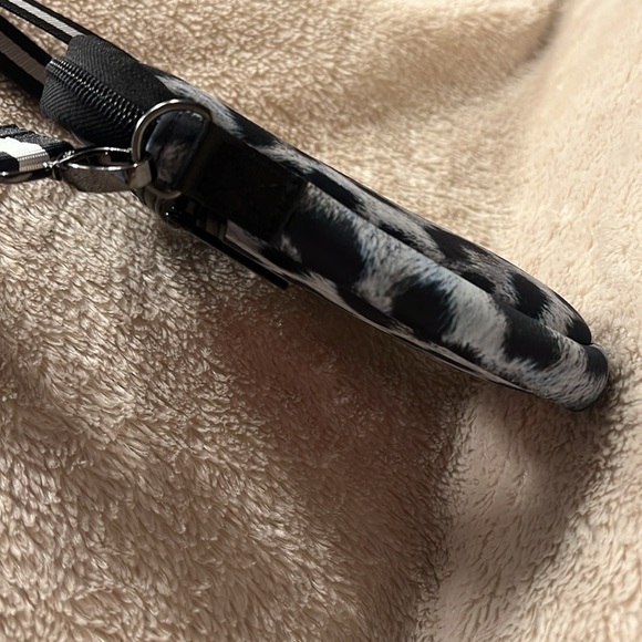 HAUTE SHORE Casey Premium Neoprene Collection - Picture 8 of 12